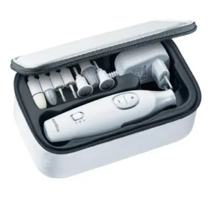 مجموعة عناية بالأظافر (مانيكير وباديكير)